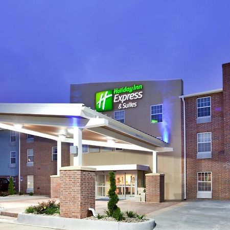 Holiday Inn Express Hotel & Suites North Kansas City By Ihg Eksteriør bilde