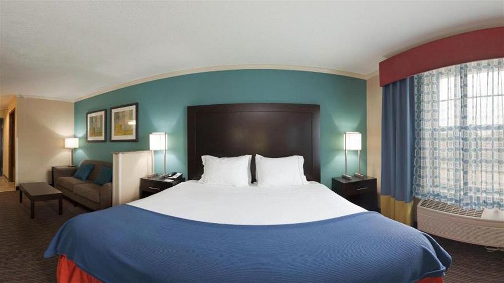Holiday Inn Express Hotel & Suites North Kansas City By Ihg Eksteriør bilde