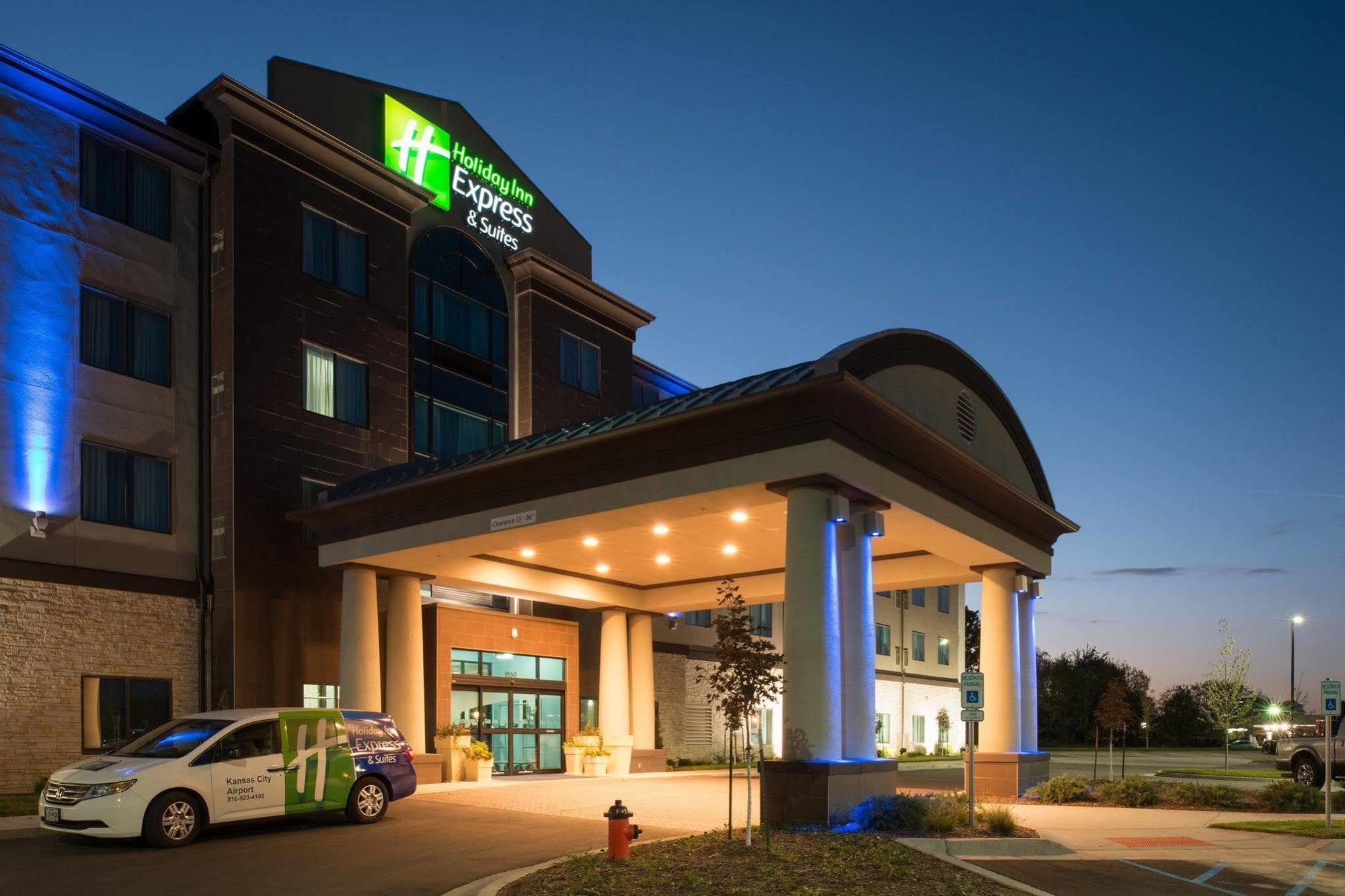 Holiday Inn Express Hotel & Suites North Kansas City By Ihg Eksteriør bilde