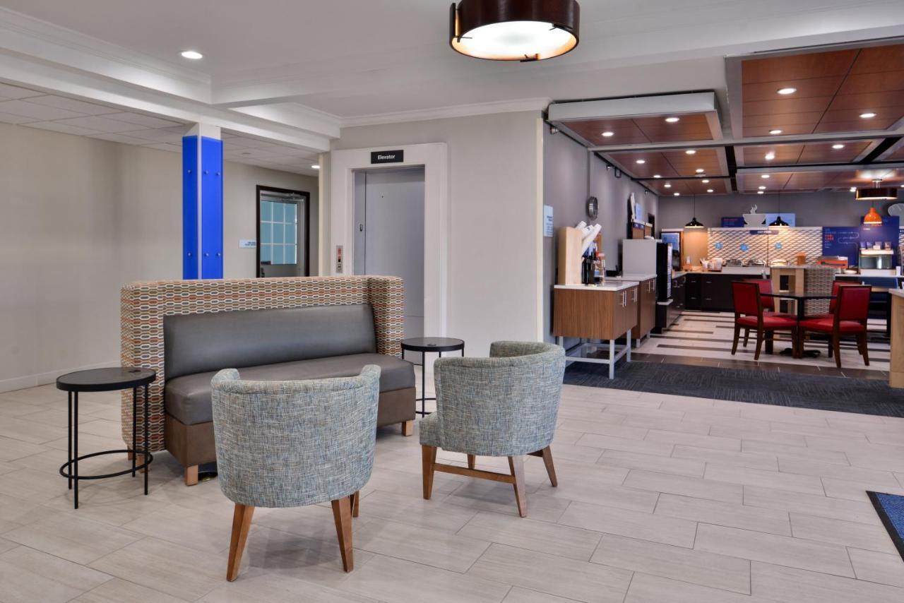 Holiday Inn Express Hotel & Suites North Kansas City By Ihg Eksteriør bilde