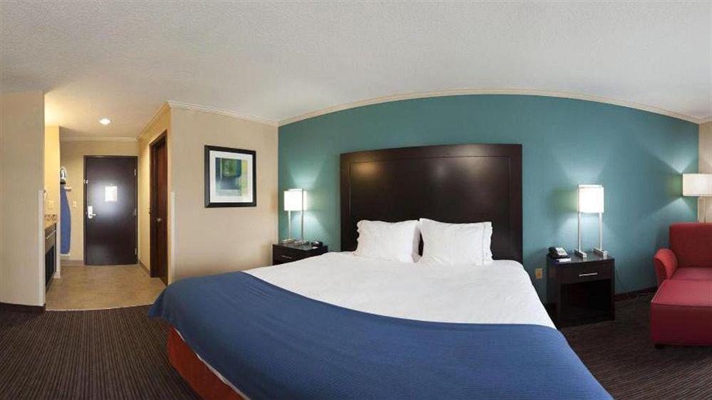 Holiday Inn Express Hotel & Suites North Kansas City By Ihg Eksteriør bilde